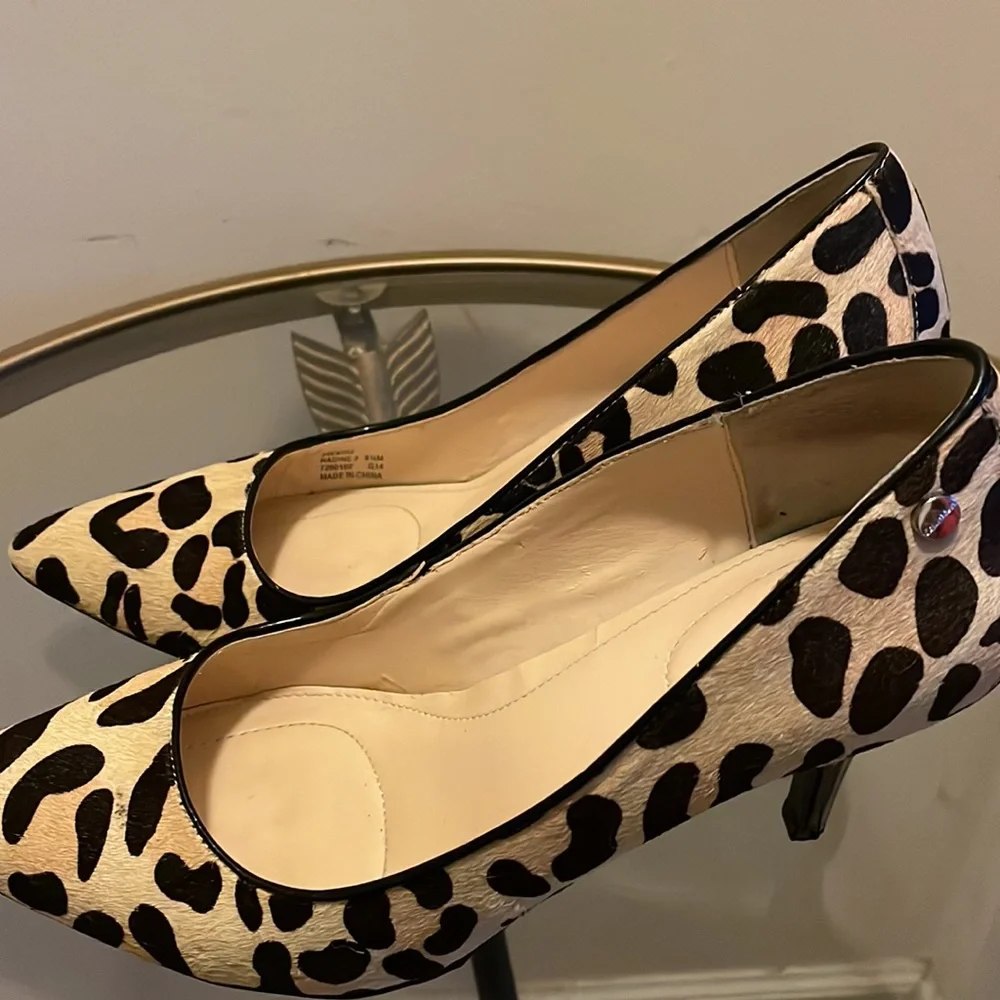 Calvin Klein Leopard Heels 8.5 - Picture 4 of 4
